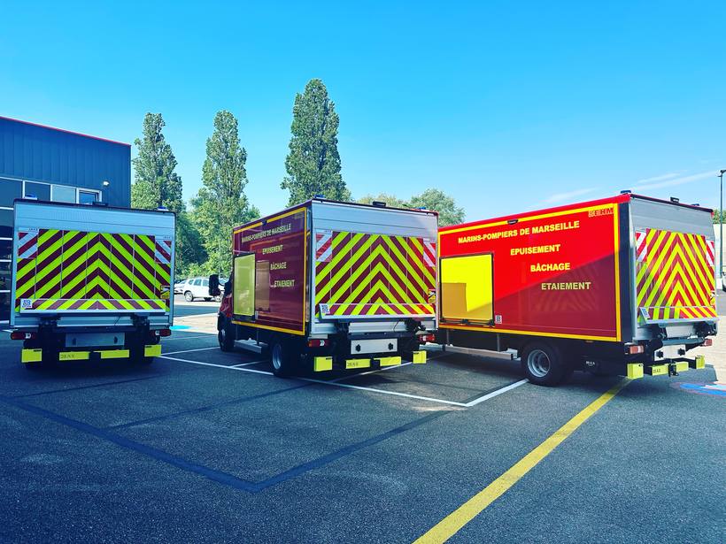 Véhicules Marins-Pompiers de Marseille équipés de hayons élévateurs