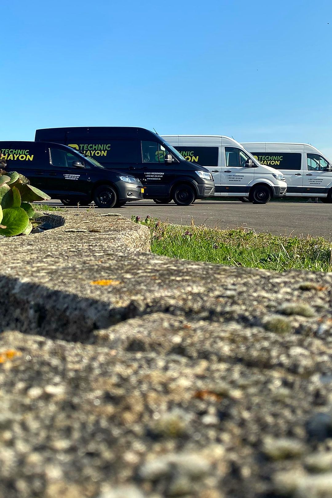 Flotte vun den Technic Hayon Atelierween virum Site zu Nidderkuer